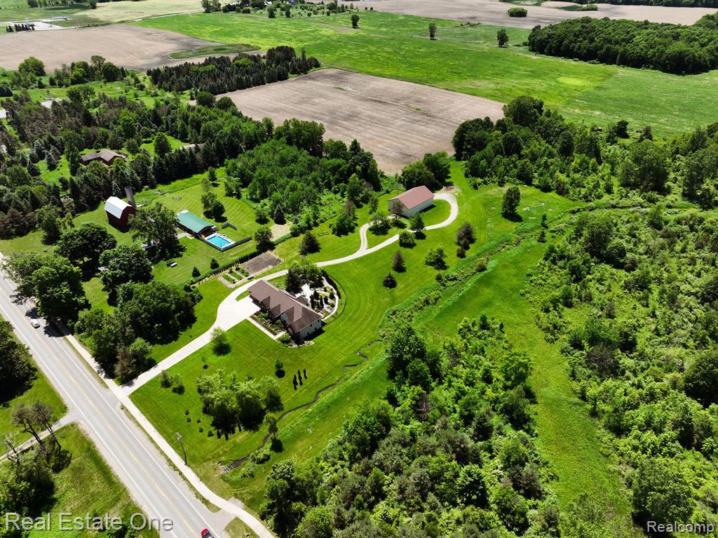 2482 South Latson Road Howell, MI 48843 - Photo 78 of 87