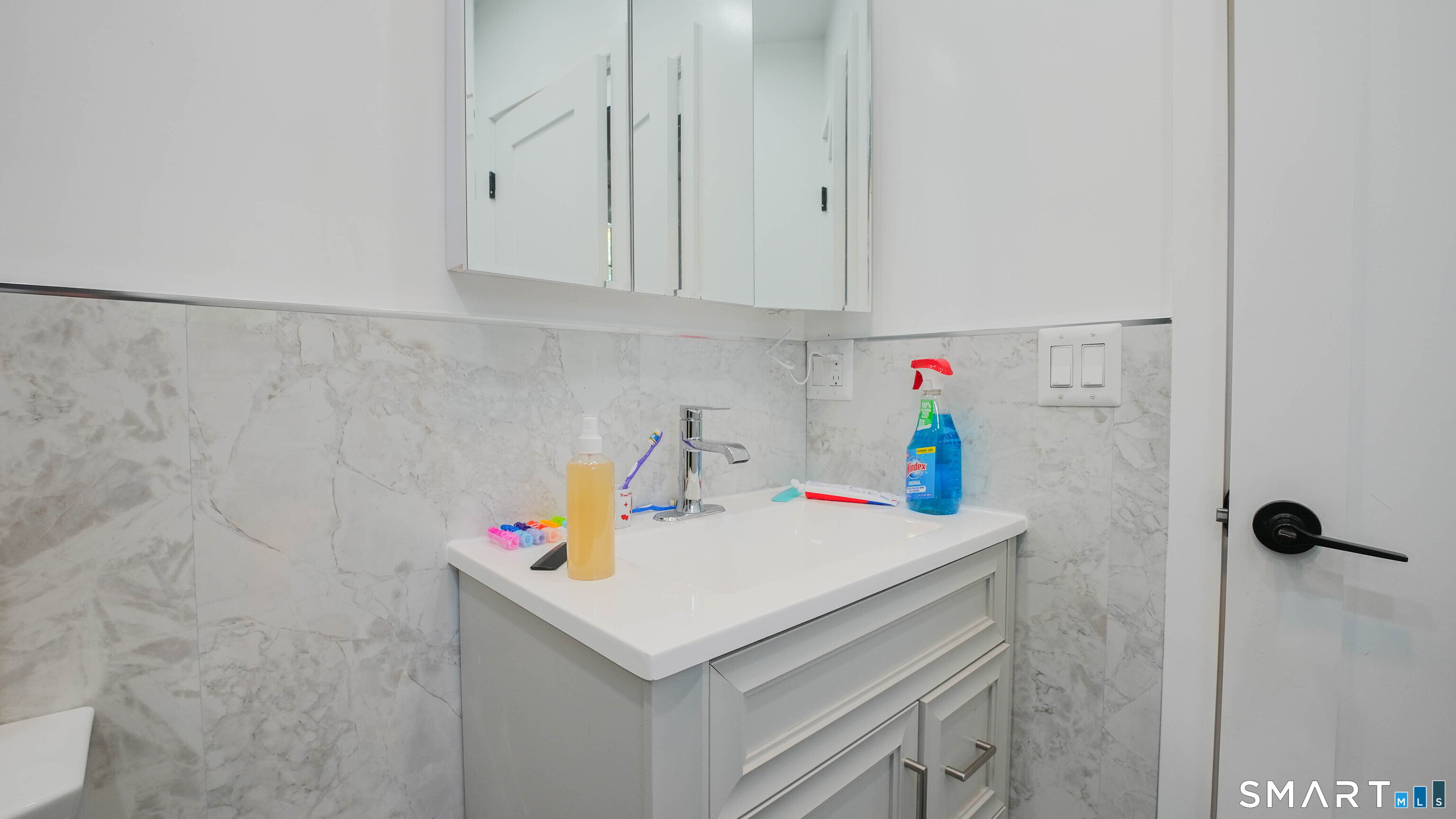 849 Frost Road Waterbury, CT 06705 - Photo 23 of 36 a utility room with dryer and washer