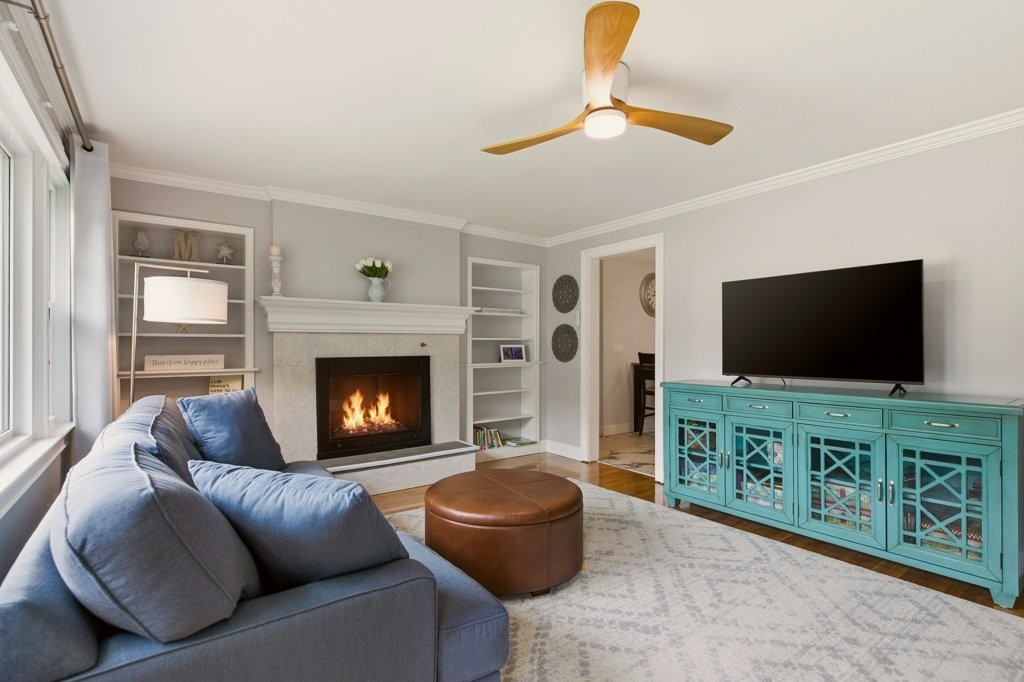78 Grand View Road East Greenwich, RI 02818 - Photo 6 of 47