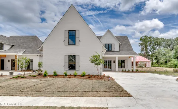 $869,900 | 468 Whittington Circle, Madison, MS 39110