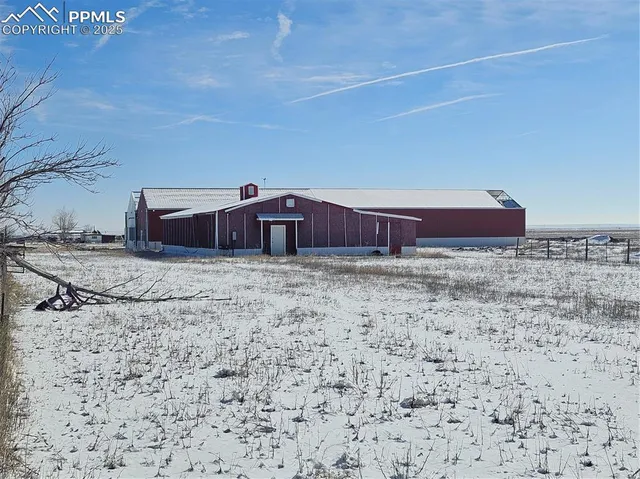 a view of a terrace view