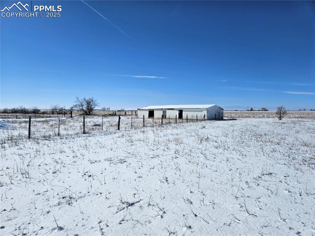 40444 Bush Road Avondale, CO 81022 - Photo 7 of 12