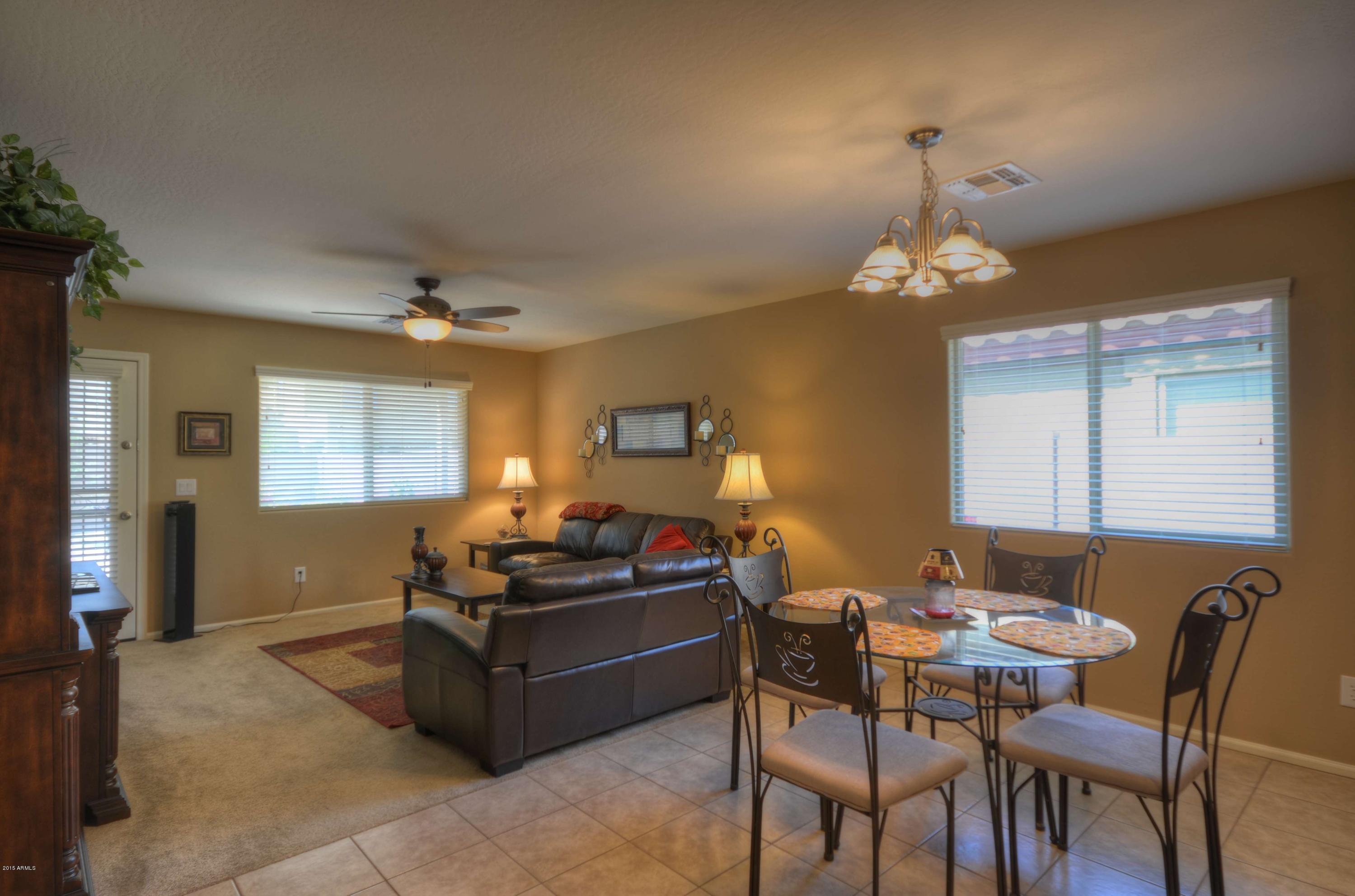 8715 West Payson Road Tolleson, AZ 85353 - Photo 7 of 30 Family Room (3)
