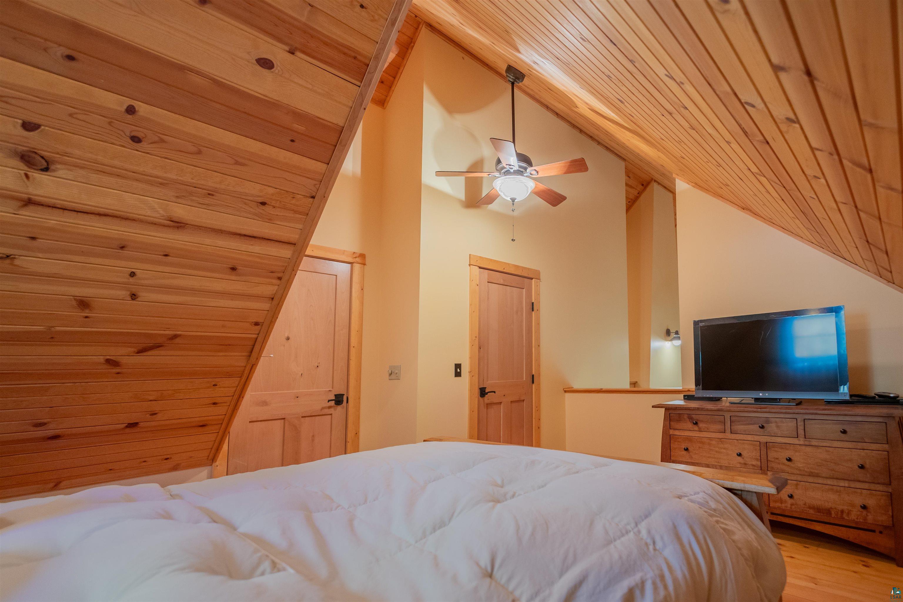 87570 Tucker Road, Unit 206 Bayfield, WI 54814 - Photo 23 of 35