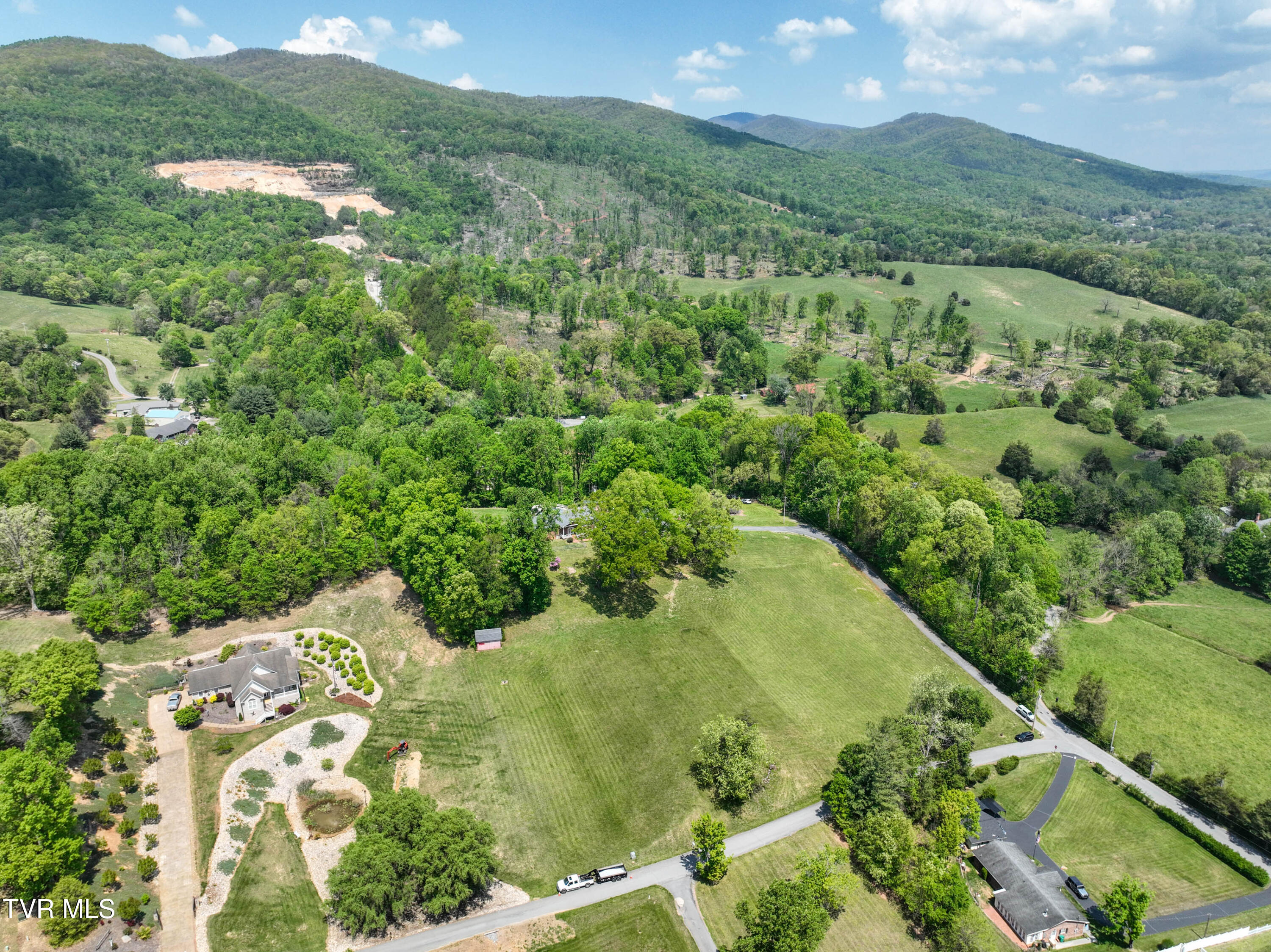 161 Judge Ben Allen Road Elizabethton, TN 37643 - Photo 86 of 88 161 Judge Ben Allen Rd Drone CLEMSON-8
