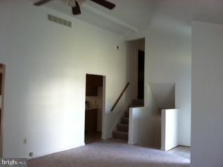 223 Roth Avenue Taneytown, MD 21787 - Photo 2 of 10 Living Room