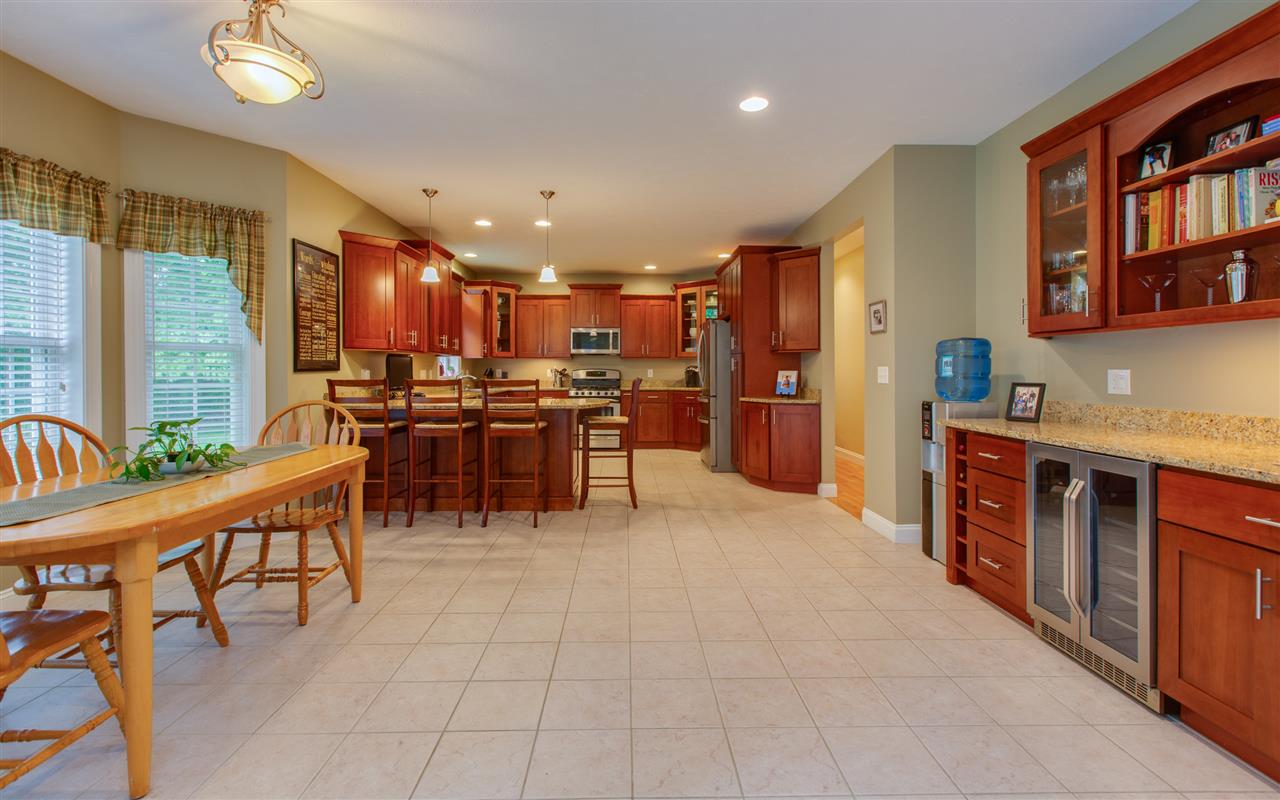 11 Apollo Way Salem, NH 03079 - Photo 5 of 37 Gallery Image 5