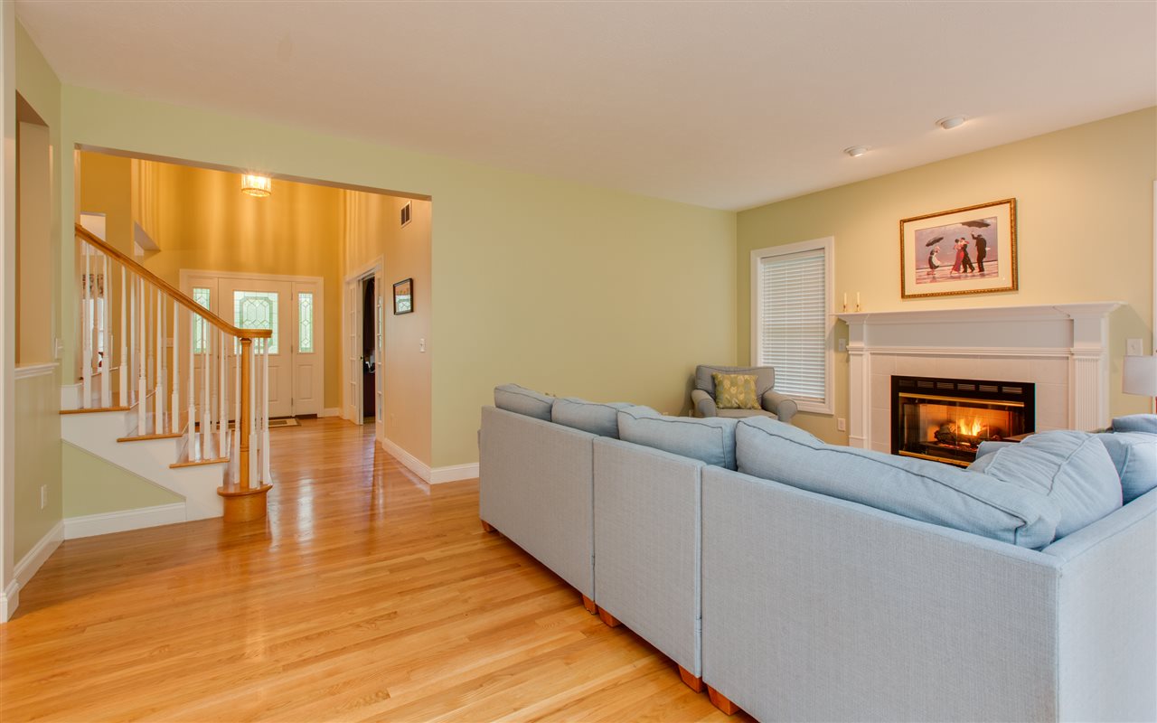 11 Apollo Way Salem, NH 03079 - Photo 10 of 37 Gallery Image 10