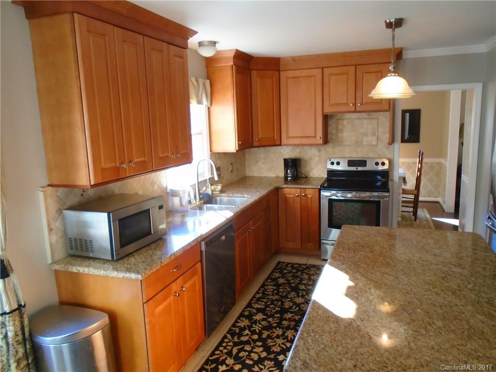 200 Farris Road Clover, SC 29710 - Photo 11 of 22 Gallery Image 11