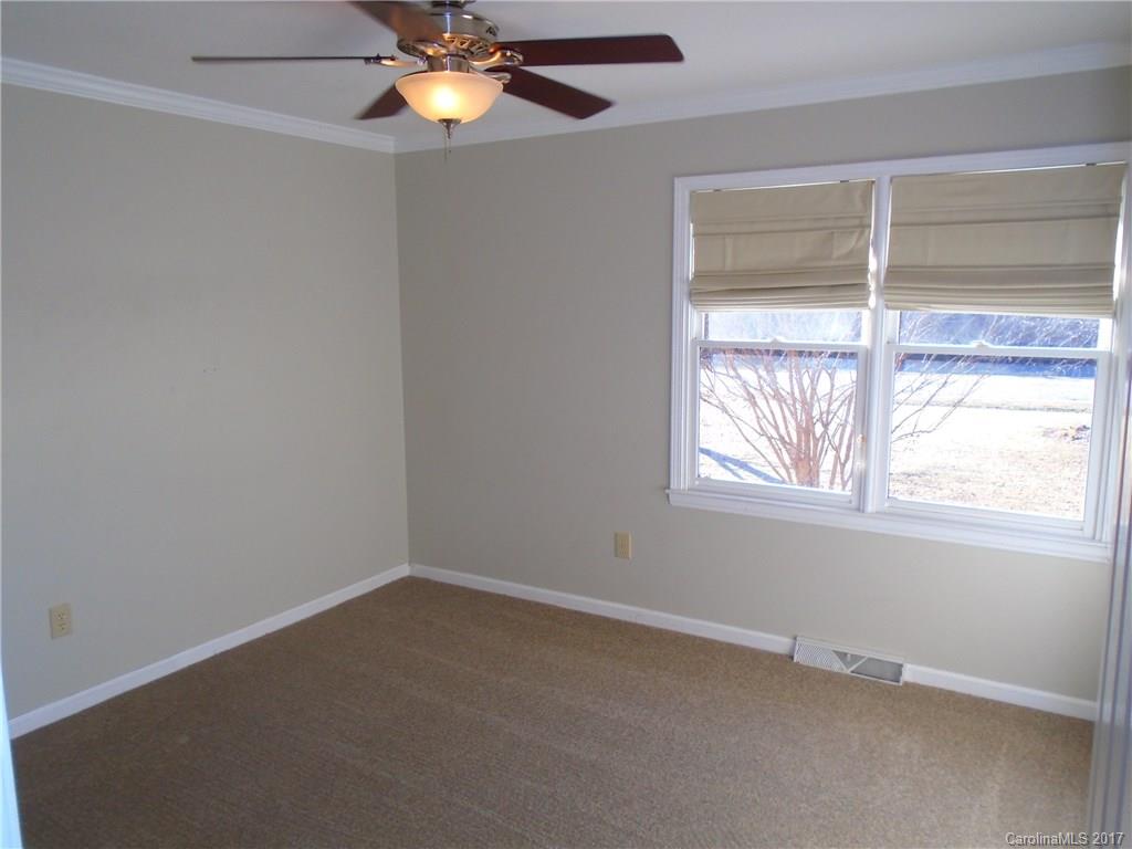 200 Farris Road Clover, SC 29710 - Photo 19 of 22 Gallery Image 19