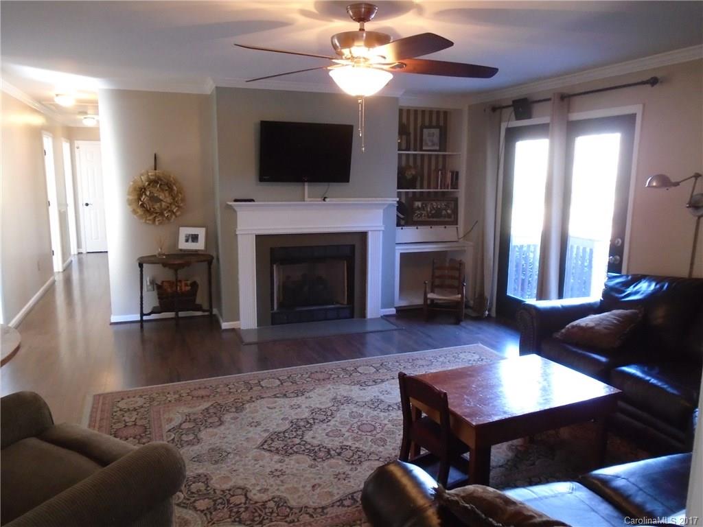 200 Farris Road Clover, SC 29710 - Photo 6 of 22 Gallery Image 6