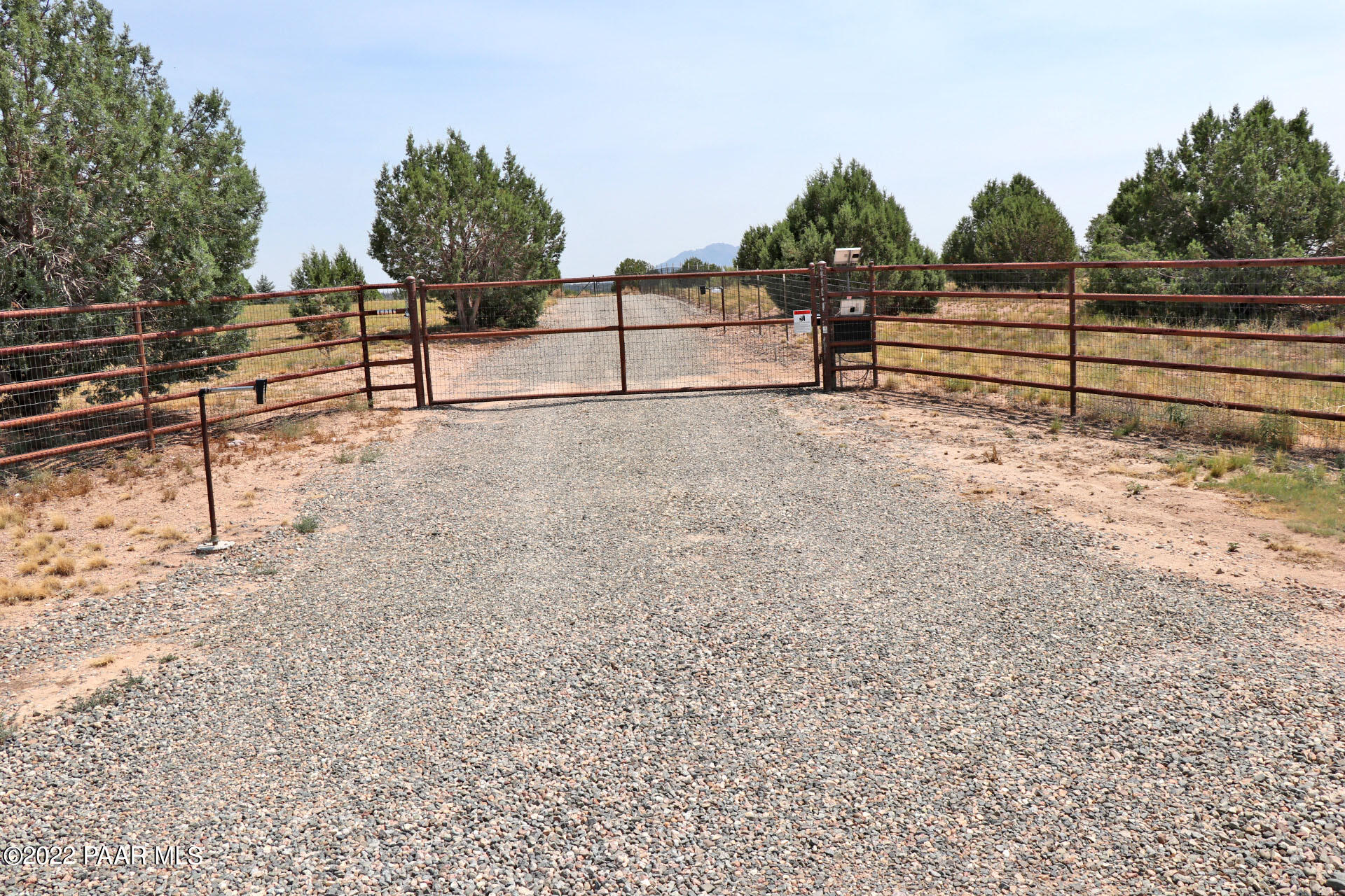17001 Crossroads Ranch Road Prescott, AZ 86305 - Photo 46 of 54 a view of a terrace