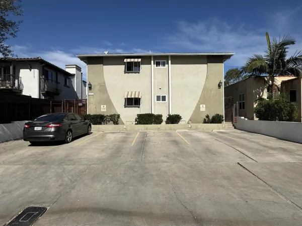$2,195 | 3222 Collier Avenue, San Diego, CA 92116