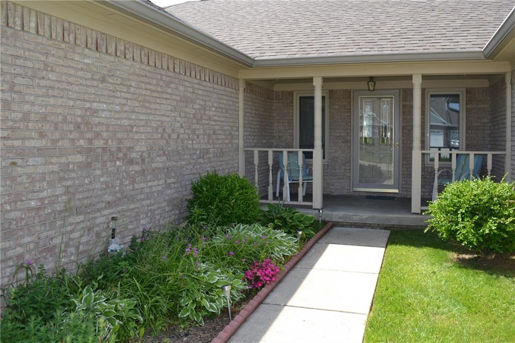 6769 Hall Road Plainfield, IN 46168 - Photo 2 of 24
