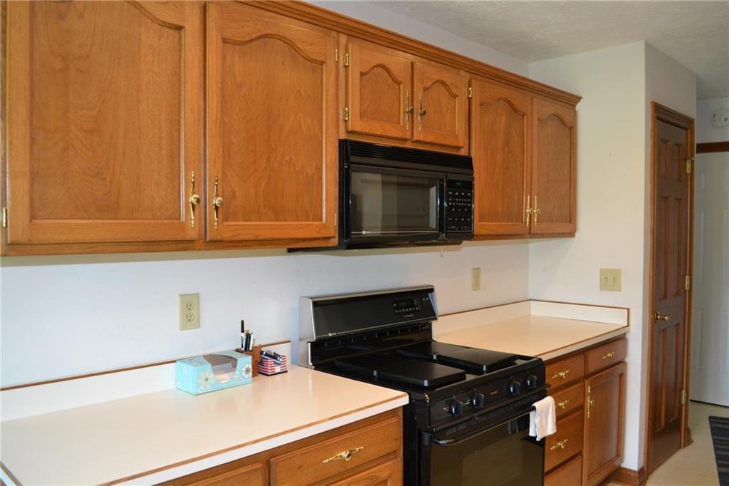 6769 Hall Road Plainfield, IN 46168 - Photo 11 of 24