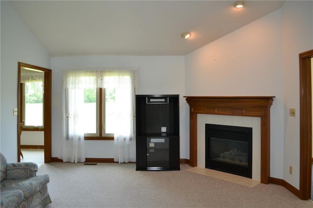 6769 Hall Road Plainfield, IN 46168 - Photo 5 of 24