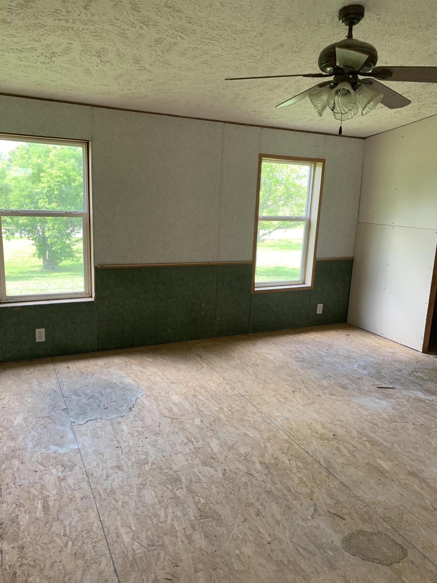 7633 Bethlehem Road Bethlehem, KY 40007 - Photo 10 of 18 +dGJXZJARnWROToc0eRFzg