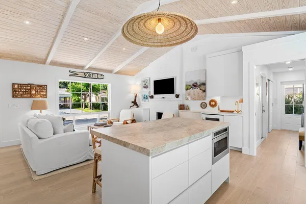 $18,500 | 11 Hersey Drive, Ocean Ridge, FL 33435