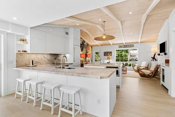 $18,500 | 11 Hersey Drive, Ocean Ridge, FL 33435