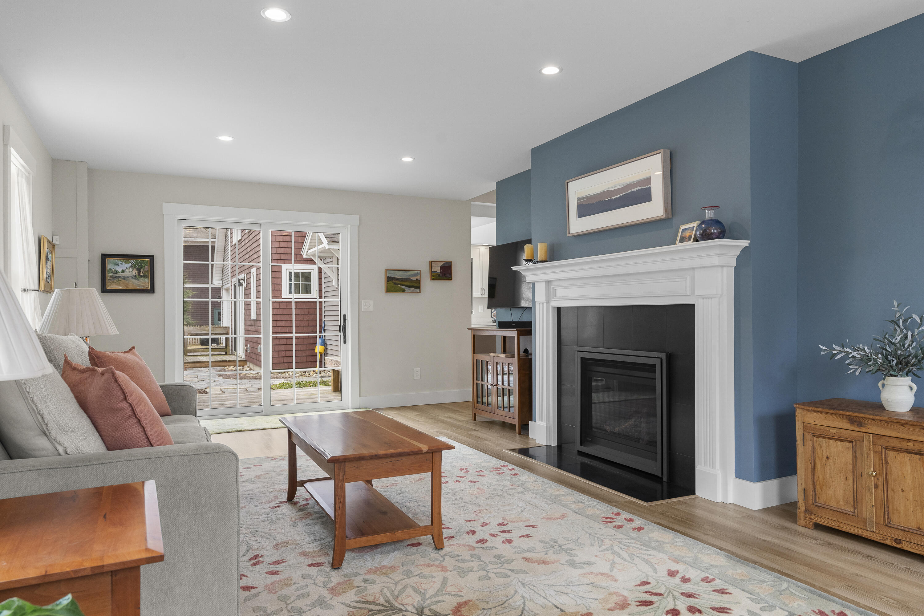 9 Potter Street Brunswick, ME 04011 - Photo 21 of 49 23-9 Potter St, Brunswick, ME- Interiors