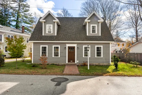 $1,145,000 | 9 Potter Street, Brunswick, ME 04011