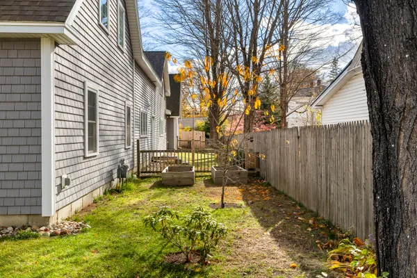 $1,145,000 | 9 Potter Street, Brunswick, ME 04011