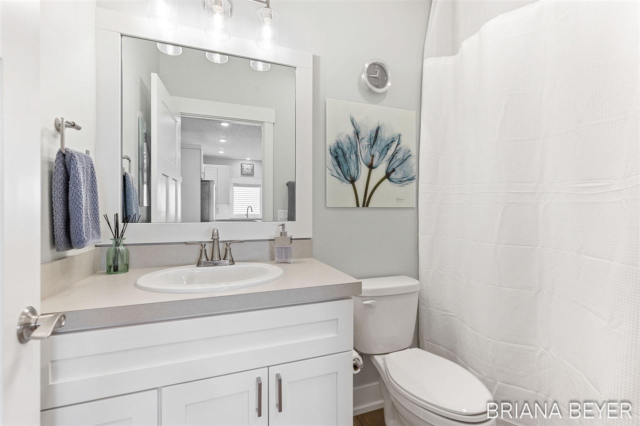 1069 Maplewood Court Jenison, MI 49428 - Photo 14 of 35 Gallery Image 14