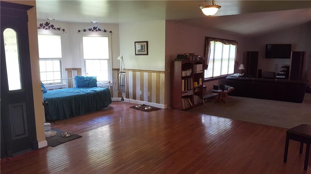 147 Willoughby Run Road Rochester, PA 15074 - Photo 2 of 7