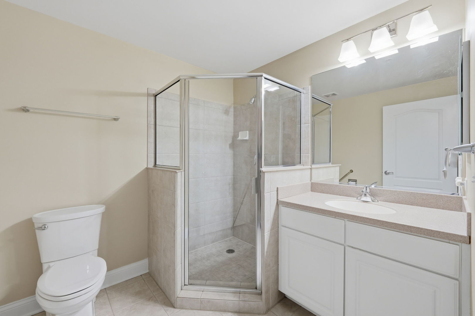 1 Itasca Road, Unit 214 Addison, IL 60101 - Photo 15 of 43 Gallery Image 15