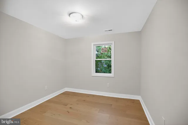 $650,000 | 712 Congress Street Southeast, Washington, DC 20032