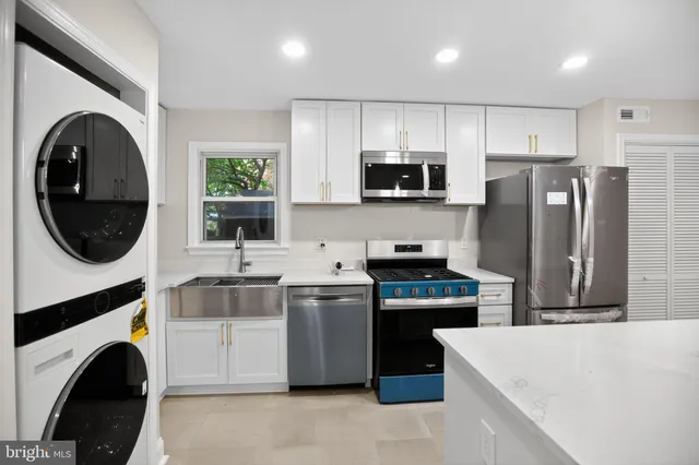 $650,000 | 712 Congress Street Southeast, Washington, DC 20032