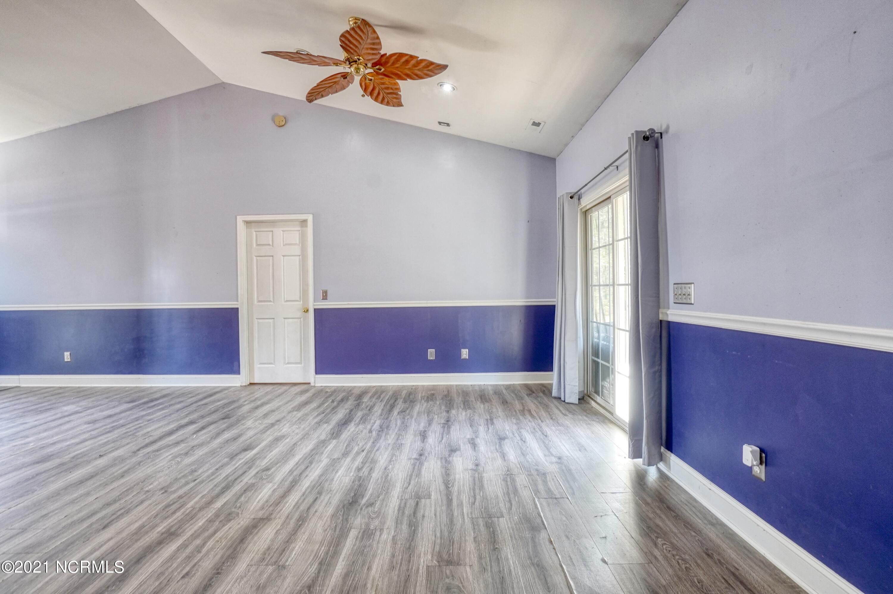 1165 Buchanan Road Southport, NC 28461 - Photo 4 of 26 4