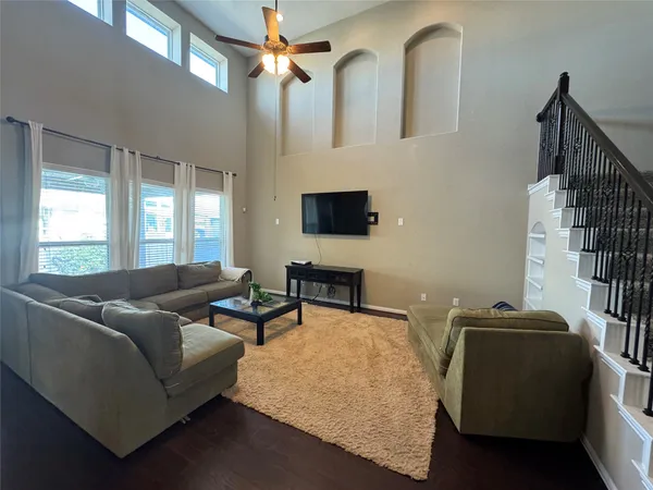 $2,850 | 273 Everglade Drive, Buda, TX 78610