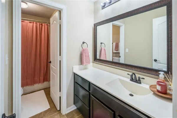 $2,850 | 273 Everglade Drive, Buda, TX 78610