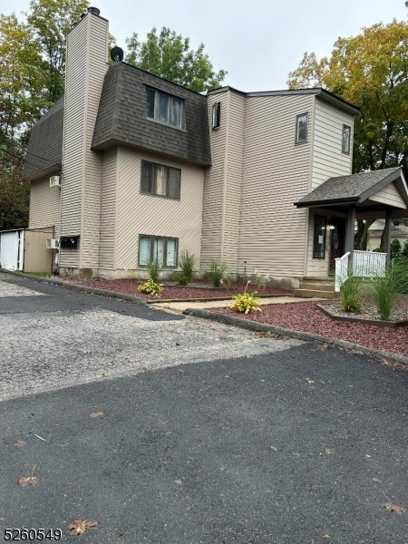 362 Rutherford Avenue, Unit 4 Franklin, NJ 07416 - Photo 1 of 9