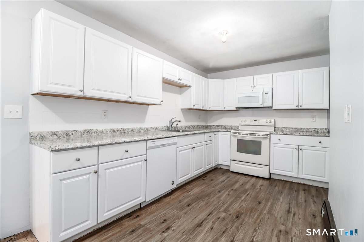 12 High View Road New Milford, CT 06776 - Photo 4 of 25 Kitchen