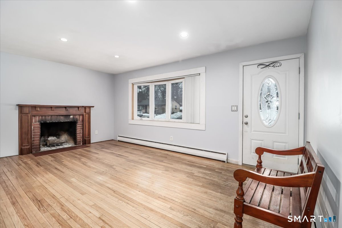 12 High View Road New Milford, CT 06776 - Photo 6 of 25