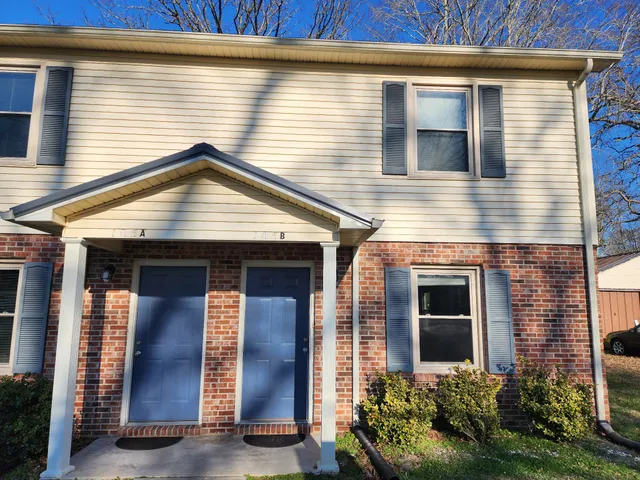 $1,100 | 105 Helen Street, Unit B, Tullahoma, TN 37388