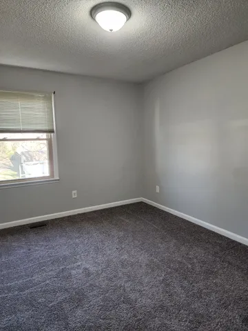 $1,100 | 105 Helen Street, Unit B, Tullahoma, TN 37388