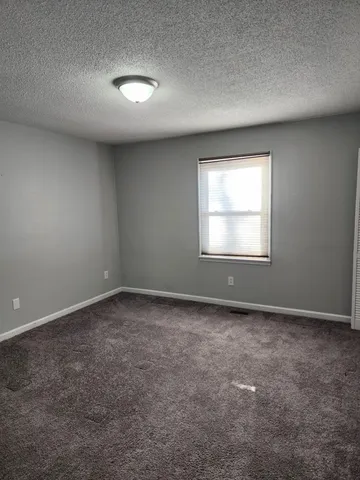 $1,100 | 105 Helen Street, Unit B, Tullahoma, TN 37388