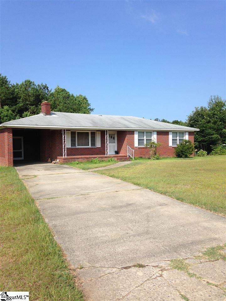 634 Forest Road Clinton, SC 29325 - Photo 2 of 23 Gallery Image 2