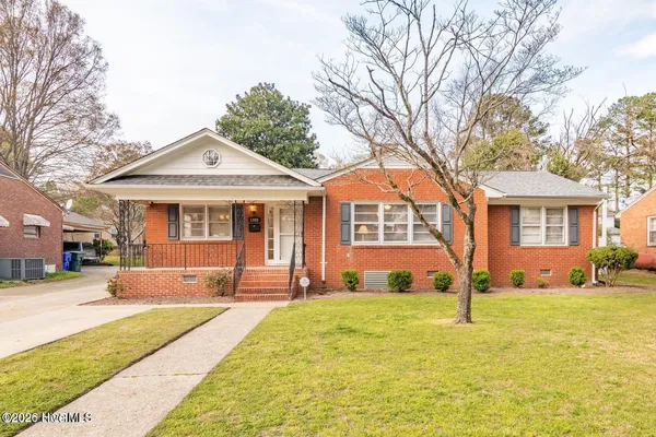 $2,400 | 1909 East 8th Street, Greenville, NC 27858