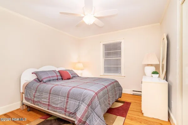 $2,400 | 1909 East 8th Street, Greenville, NC 27858