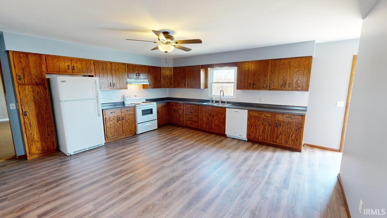3255 North 125th Road East Jasper, IN 47546 - Photo 5 of 28 Gallery Image 5