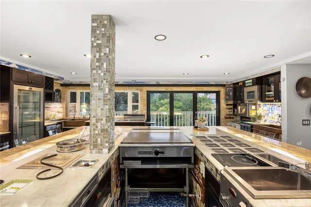 $2,299,999 | 6641 East Canyon Hills Road, Anaheim Hills, CA 92807