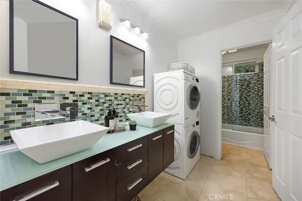 $2,189,999 | 6641 East Canyon Hills Road, Anaheim Hills, CA 92807