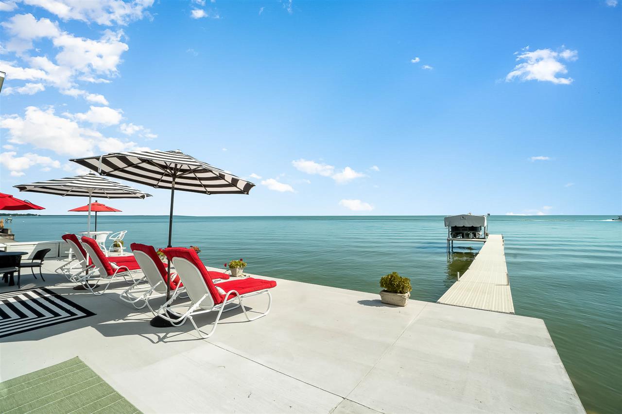 1203 Brissette Beach Road Kawkawlin, MI 48631 - Photo 3 of 26 Gallery Image 3