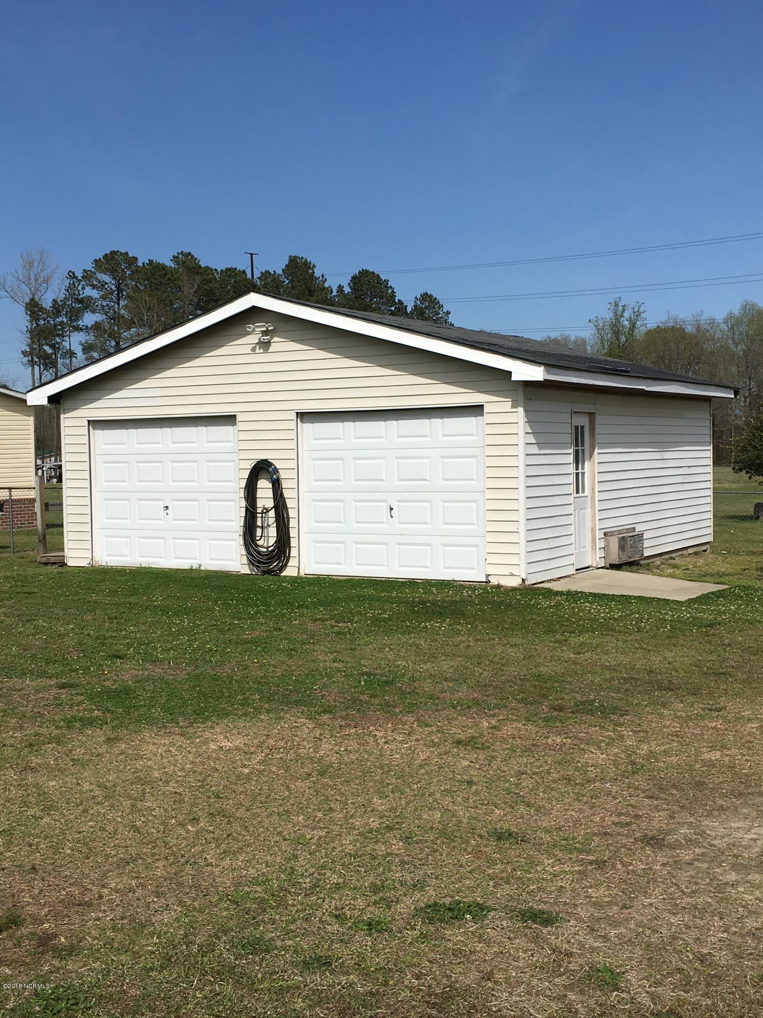 2 Car Detached Garage