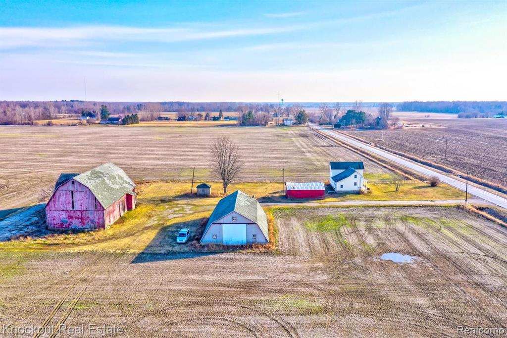 10665 Dehmel Road Birch Run, MI 48415 - Photo 17 of 41