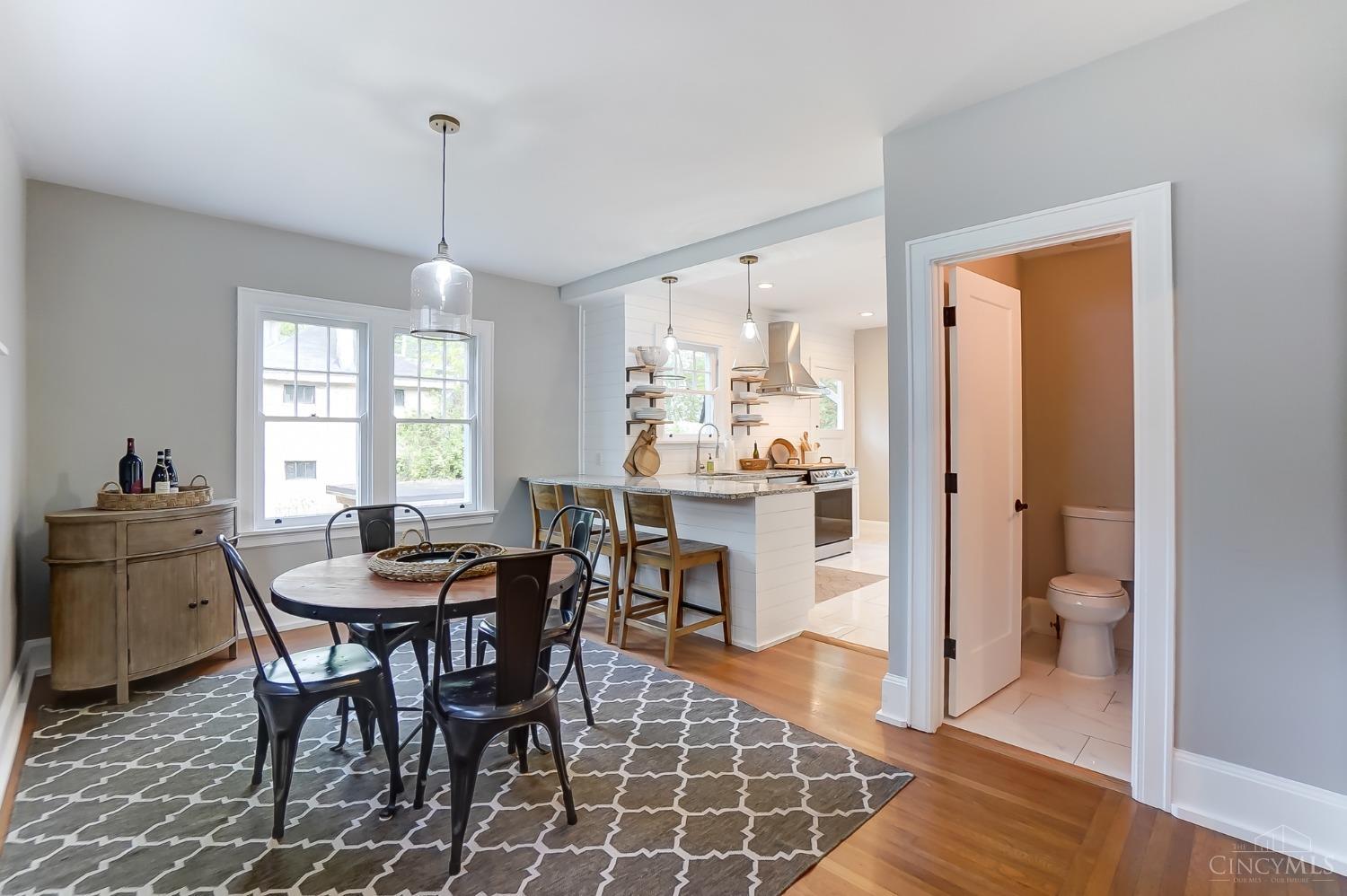 1327 Edwards Road Cincinnati, OH 45208 - Photo 12 of 46 Gallery Image 12